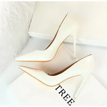 Dámské lodičky Lakované lodičky na vysokém podpatku Velikost: 43, Barva (Varianta): 9511-6 white 10.5CM