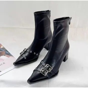 Dámské polobotky Dámské elastické kozačky na podpatku s ostrou špičkou Barva: Černá, Velikost: 35