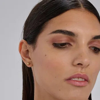 Šperk Brosway Minimalistické pozlacené náušnice Essential BNL11 0,5 cm + 2 měsíce na vrácení zboží