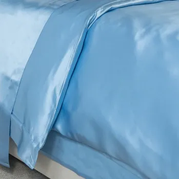 Povlak na dekorativní polštářek Hedvábný povlak na přikrývku světle modrý 19 momme Rozměr: 140x200cm (jednolůžko)