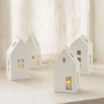 Svícen BOLTZE Kovový svícen domek bílý Bryne 4 druhy Barva: 3