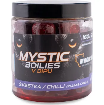 Boilies Magic Wolf - Švestka / chilli MYSTIC Boilies v dipu 160g 24mm