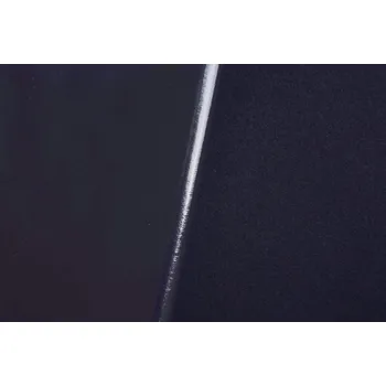 Počesaná lesklá lakovaná látka v tmavě modré barvě DSB-12317/008