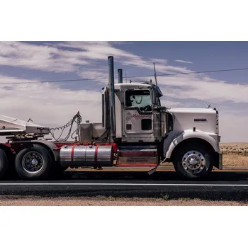 Plakát Domestici The Truck-(90 x 60 cm) 90 x 60 cm