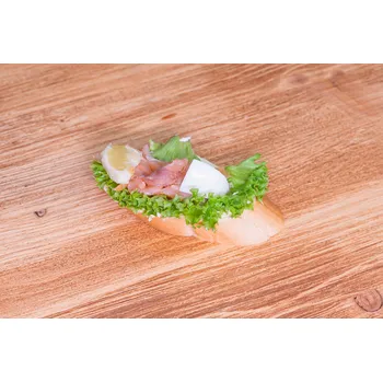 Hotové jídlo minichlebíček uzený losos