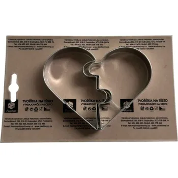 Vánoční dekorace Jakub Felcman Sada vykrajovátek srdce puzzle