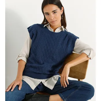 Vesta z úpletu s copánkovým vzorem nám. modrá 46/48