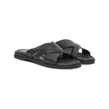 Dámské pantofle Nazouváky Tommy Hilfiger Premium Hilfiger Cc Lth Sandal FM0FM05504 Černá 41