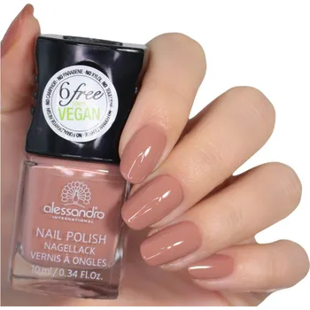 Přípravek na nehty Alessandro Klasický lak na nehty TOFEE NUT 10 ml