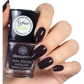 Lak na nehty Alessandro Klasický lak na nehty BLACK CHERRY 10 ml