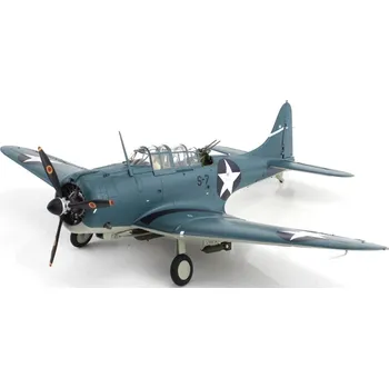 Plastikový model HobbyMaster - Douglas SBD-3 Dauntless, US NAVY, Scouting Six, S-7, Dusty Kleiss, USS Enterprise, 4. června 1942, 1/32