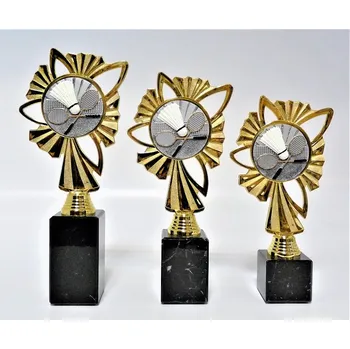 Badminton trofeje K23-FG014 Zde napište text na štítky a součet zadejte do košíku. Více informací viz.POPIS v dolní části.