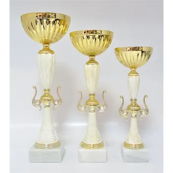 Poháry 445 Zde napište text na štítky a součet zadejte do košíku. Více informací viz.POPIS v dolní části.