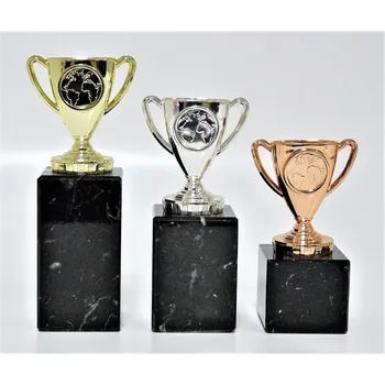 VIZINGR Trofeje P021-401-3