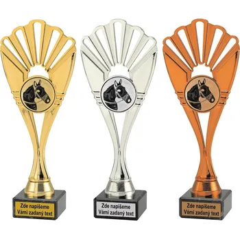 Koně trofeje ET468-67 Zde napište text na štítky a součet zadejte do košíku. Více informací viz.POPIS v dolní části.