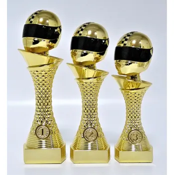 Přilba trofeje 82-P516.15 Zde napište požadovaný text a zadejte do košíku. Více popis v dolní části.