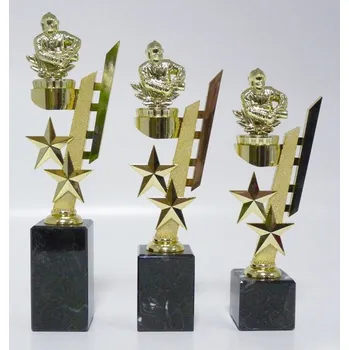 Hasiči trofeje 38-P033 Zde napište text na štítky a součet zadejte do košíku. Více informací viz.POPIS v dolní části.