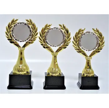 Trofeje K6 - doplň keramiku Zde napište text na štítky a součet zadejte do košíku. Více informací viz.POPIS v dolní části.