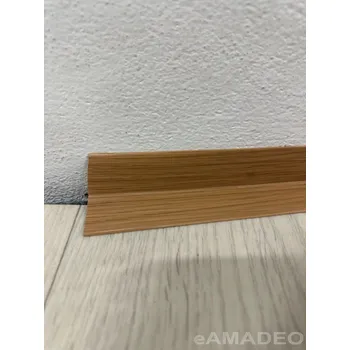 soklová lišta Obvodová podlahová lišta PVC měkčená 04 - světle hnědá