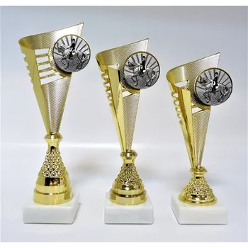 Drezura poháry K19-FG068 Zde napište text na štítky a součet zadejte do košíku. Více informací viz.POPIS v dolní části.