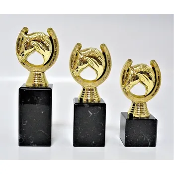 Koně figurky P525.01-403-1 Zde napište text na štítky a součet zadejte do košíku. Více informací viz.POPIS v dolní části.