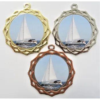Jachta medaile DI7003-L230 Zde napište text na štítky a součet zadejte do košíku. Více informací viz.POPIS v dolní části.