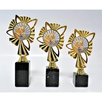 Kůň trofeje K23-FG009 Zde napište text na štítky a součet zadejte do košíku. Více informací viz.POPIS v dolní části.