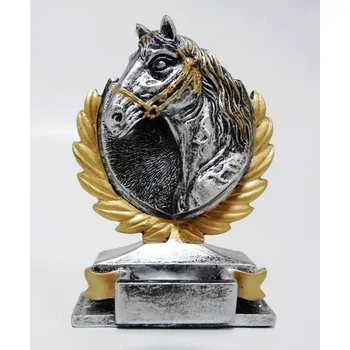 Koně keramická trofej FG181 DO KOŠÍKU ZADEJTE SOUČET ŠTÍTKŮ !!! - Více informací viz. POPIS v dolní části.