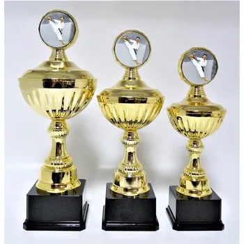 Karate poháry K12-FG005 Zde napište text na štítky a součet zadejte do košíku. Více informací viz.POPIS v dolní části.