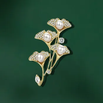 Brož Éternelle Brož se sladkovodními perlami a zirkony Beatricia B7112-XR08364 Zlatá