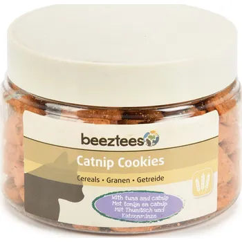 Hračka pro kočku 6x55g Beeztees Catnip Cookies s tuňákem