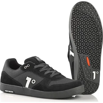 Boty na snowboard First Degree boty Arcade - black/reflective velikost 5