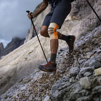 Bauerfeind Sports Outdoor Knee Support kolenní bandáž, velikost M