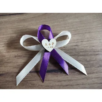 Svatební dekorace Vývazek srdíčko s iniciály a datumem Kompletní vývazek