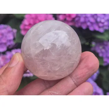 Koule růženín 222g Madagaskar Ø54mm