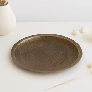 House Doctor - Podnos Jhansi 29 cm v antické mosazi