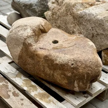 Zahradní dekorace HOLAS Lighting Zahradní fontána z přírodního labského kamene s kompletním fontánovým příslušenstvím