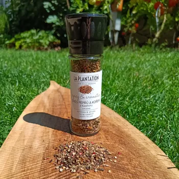 Koření La Plantation Směs drcených pepřů z Kampotu 50g mlýnek
