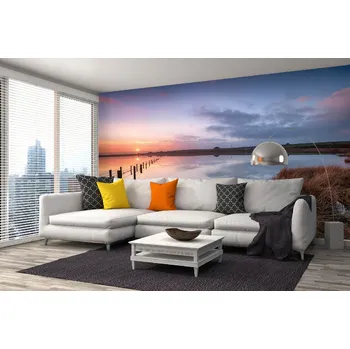 Fototapeta DIMEX | Samolepicí vliesová fototapeta na zeď Západ slunce v Cornwallu MA-5-3050 | 375 x 250 cm | modrá, bílá, žlutá + Samolepicí vliesová fototapeta na stěnu DIMEX Západ slunce v Cornwallu MA53050 v rozměru 375 x 250 cm