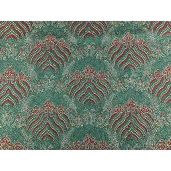 Žakárová látka pro oděvy i dekoraci