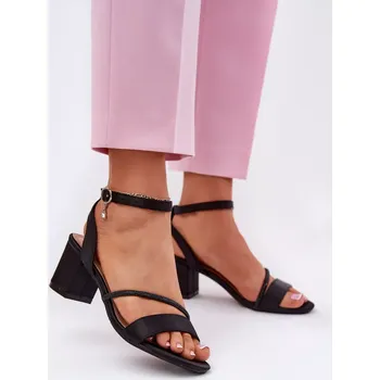 Dámské sandále Sandály na podpatku model 213009 Step in style 39