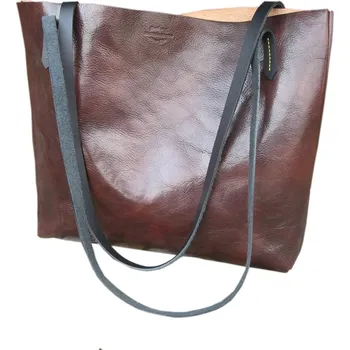 Kabelka Triton Kožená ručně šitá kabelka ARANKA - česká výroba; kaštan