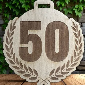 Dřevěná medaile - 50