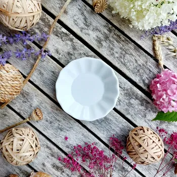 BERNADOTTE mistička na zmrzlinu, bílá, Thun 1794 (Porcelánová miska 2. jakost)