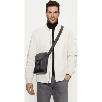 Brašna Calvin Klein Jeans Speed Clip Ut Flap Reporter Ny K50K513003 Černá OS