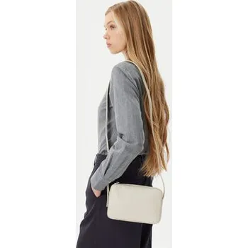 Kabelka Kabelka Calvin Klein Embossed Logo Camera Bag K60K612555 Béžová OS