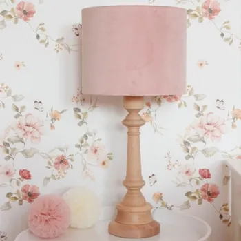Stojací lampa Lamps and Company Stojací lampa sametová, růžová Barva: Přírodní dekor naolejovaný
