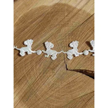 Saténová aplikace pejsci barva krémová