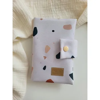 Obal na doklad Obal na očkovací průkaz terrazzo