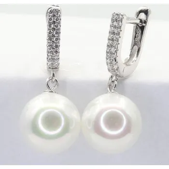 Náušnice Stříbrné náušnice s klasickým zapínáním